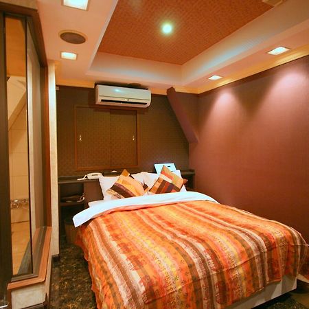 Hotel Celavie Osakajokitazume (Adults Only) Екстер'єр фото